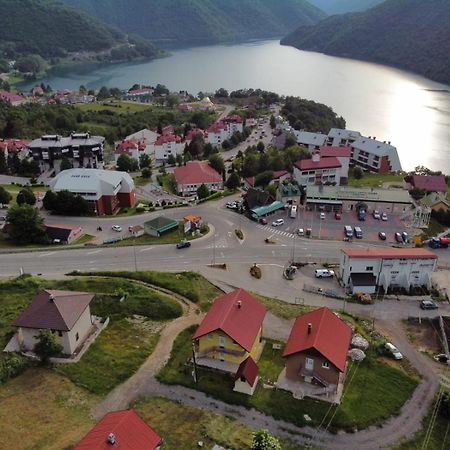 Апартаменты Apartman Ognjenovic Плужине Экстерьер фото